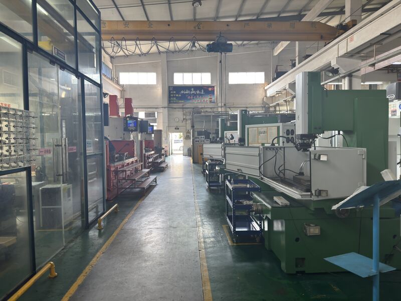 Guangzhou Starlink Mold Co.,Ltd. ligne de production du fabricant