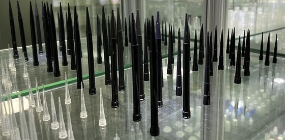 Un bon prix. Fabrique de moulage par injection de plastique pour appareils médicaux sur mesure en ligne